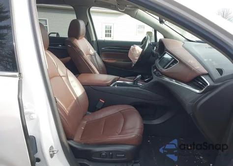 2018 Buick Enclave Avenir z USA, uszkodzony, nr VIN 5GAEVCKW7JJ246230